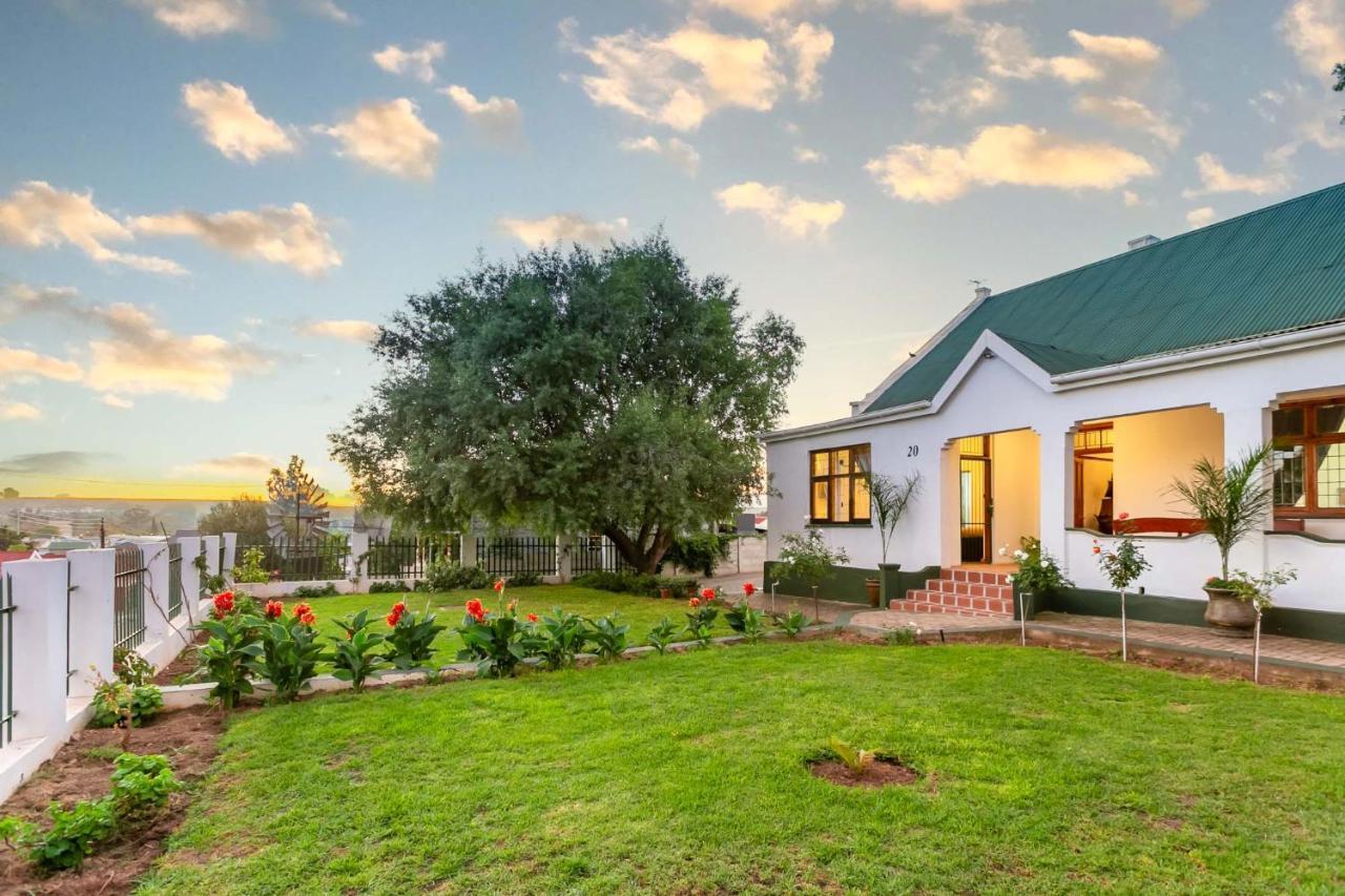 Ravenscliff Villa Oudtshoorn Eksteriør billede